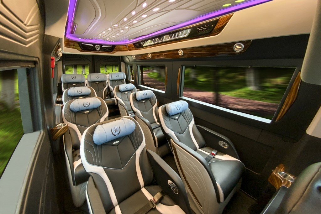 7-thue-xe-limousine-2